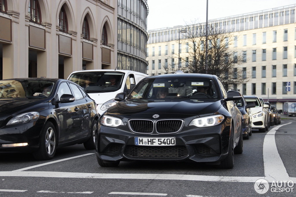 Name:  bmw-m2-black-sapphire-metallic-5.jpg
Views: 84460
Size:  248.2 KB