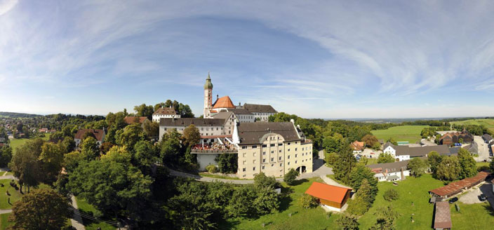Name:  Kloster Andrechs mdb_109617_kloster_andechs_panorama_704x328.jpg
Views: 26351
Size:  59.1 KB