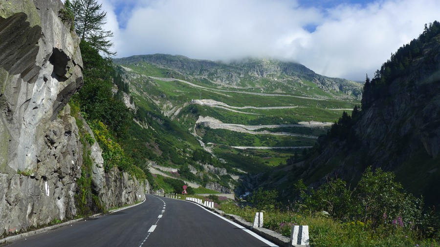 Name:  Furka Pass  P1080474.jpg
Views: 13216
Size:  181.5 KB