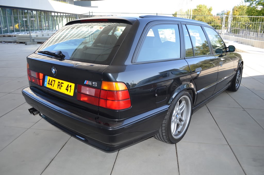 Name:  e34 M5 bonhams auction  DSC_0086.jpg
Views: 14779
Size:  120.5 KB