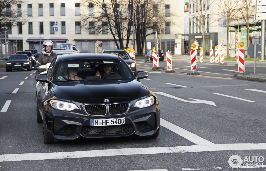 Name:  bmw-m2-black-sapphire-metallic-3.jpg
Views: 68614
Size:  273.6 KB