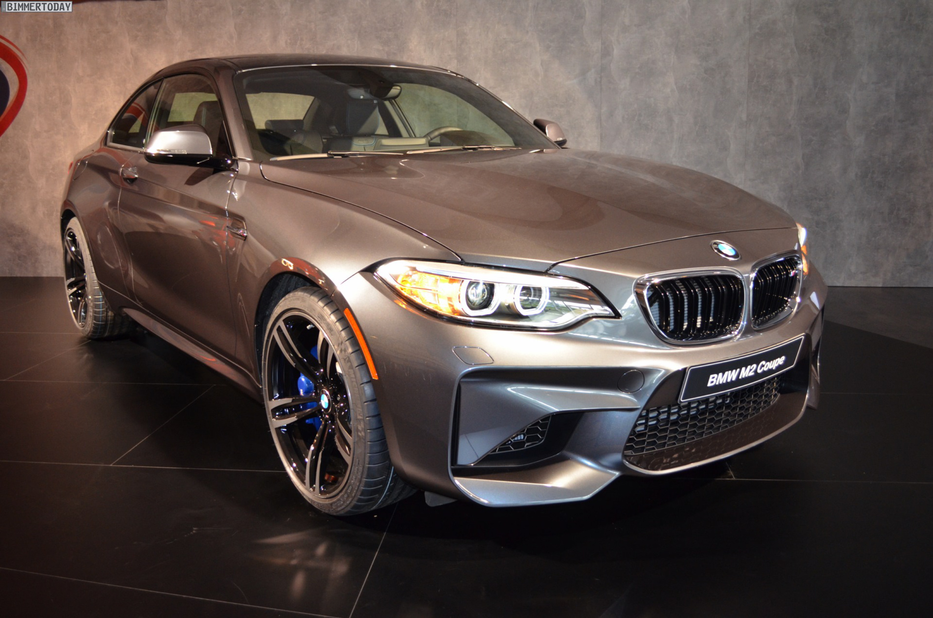 Name:  BMW-M2-Mineralgrau-F87-Mineral-Grey-02.jpg
Views: 28575
Size:  671.5 KB