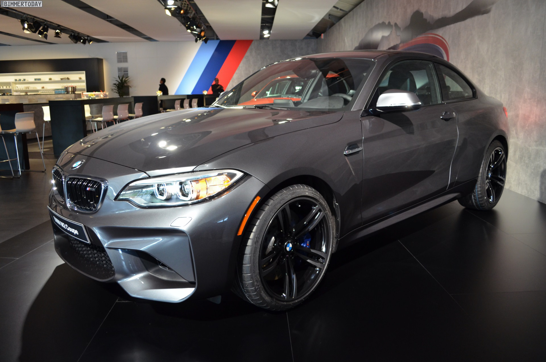 Name:  BMW-M2-Mineralgrau-F87-Mineral-Grey-10.jpg
Views: 29306
Size:  618.5 KB