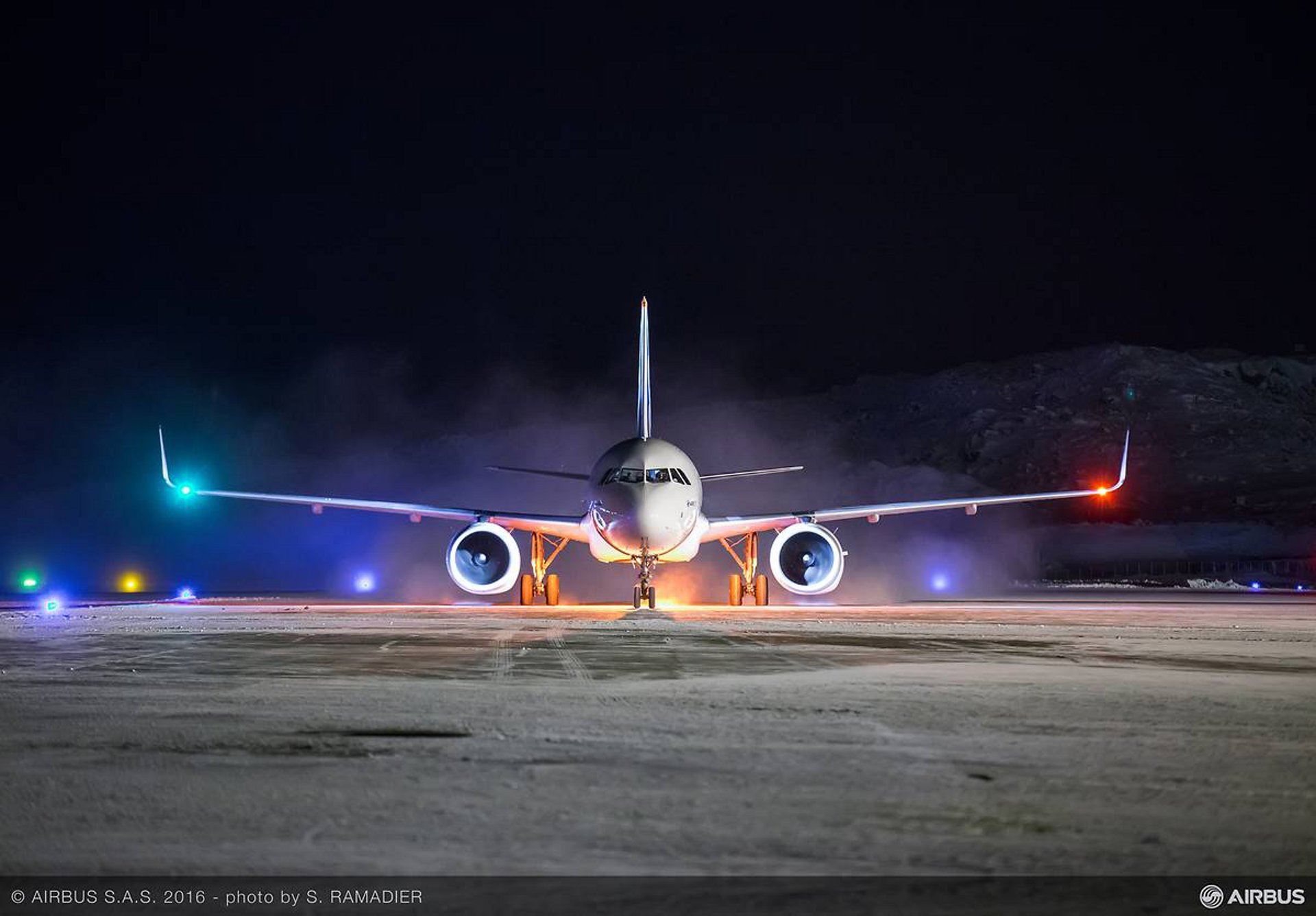 Name:  Airplane_Lights.jpg
Views: 1444
Size:  195.3 KB