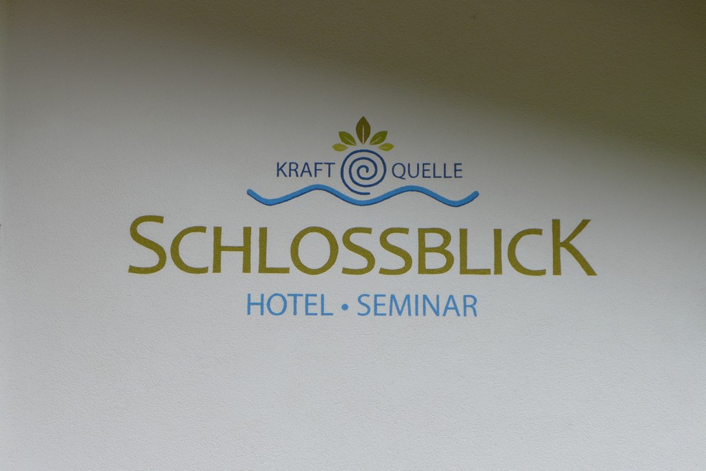 Name:  schloss Blick Hotel Kufstein   P1000990.jpg
Views: 10423
Size:  144.2 KB