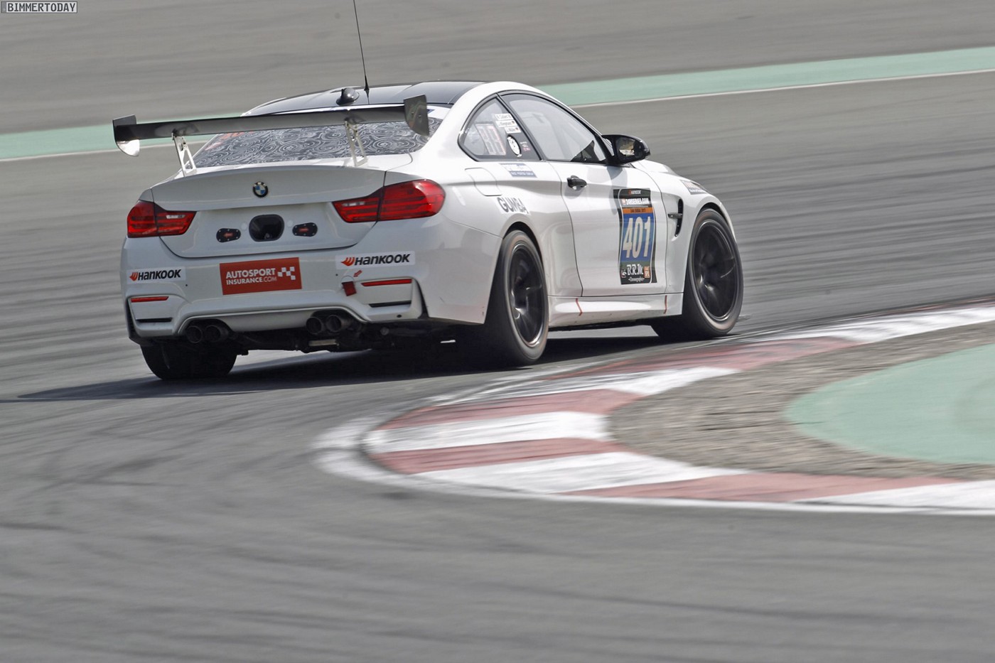 Name:  24h-Dubai-2017-BMW-M4-GT4-09.jpg
Views: 8536
Size:  204.0 KB