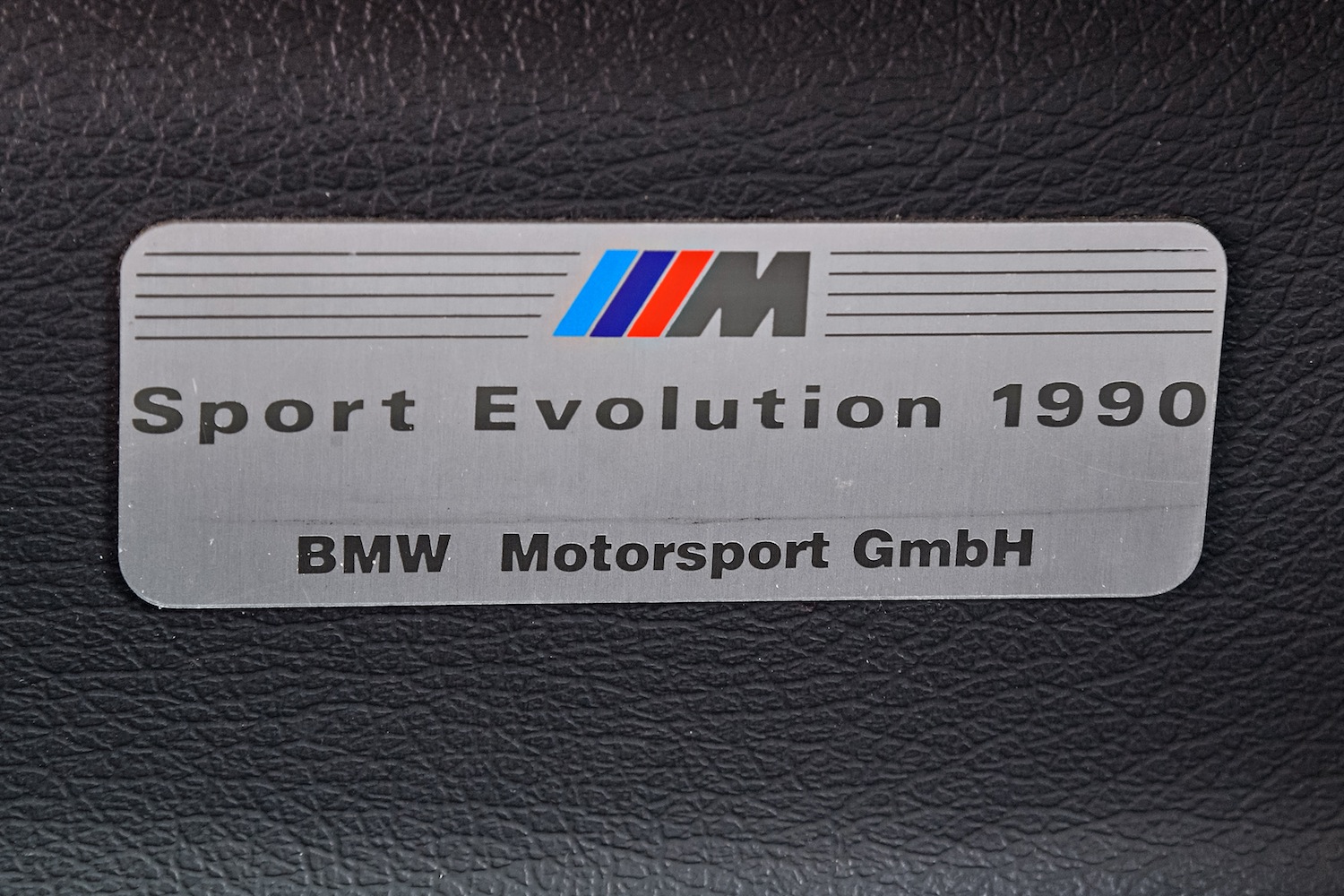 Name:  E30_M3_Sport_Evolution.jpg
Views: 3020
Size:  447.4 KB