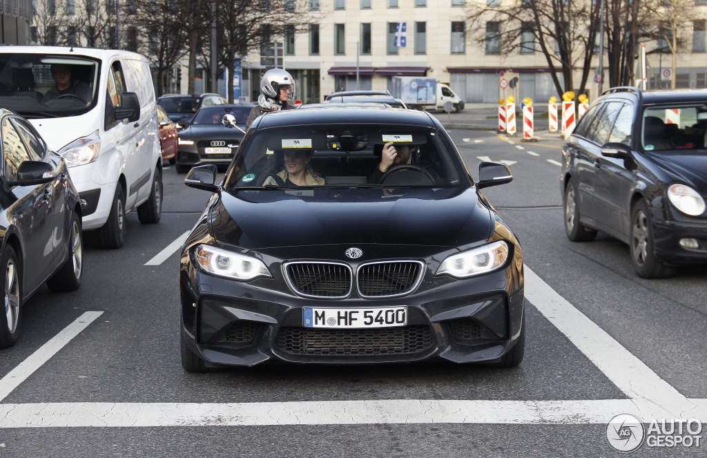 Name:  bmw-m2-black-sapphire-metallic-4.jpg
Views: 77598
Size:  260.6 KB