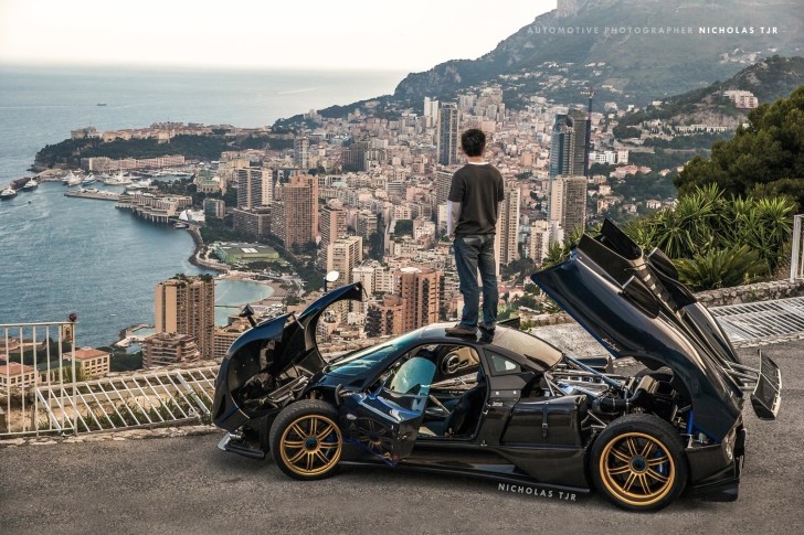 Name:  Zonda_Roof_Stand.jpg
Views: 682
Size:  136.4 KB